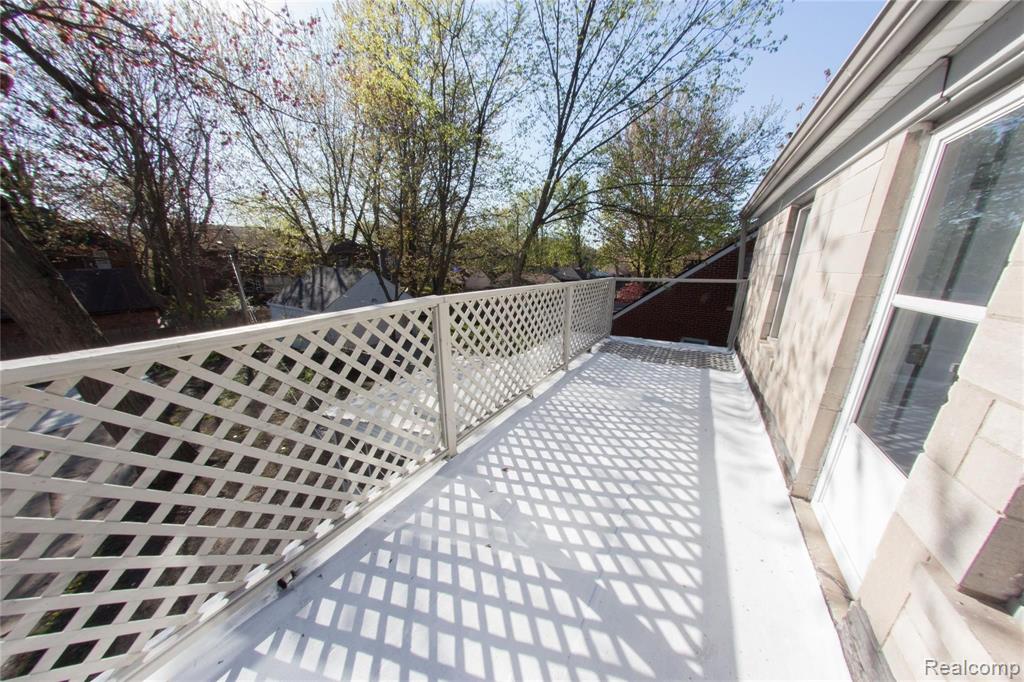 5229 Yorkshire Road Detroit, MI 48224 - Photo 36 of 59