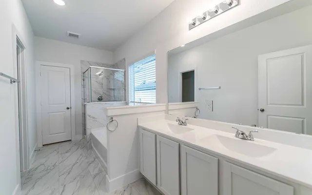 $432,816 | 117 Cougar Hl Drive, Jarrell, TX 76537