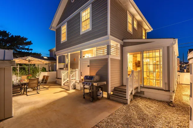 $2,499,777 | 225 110th Street, Stone Harbor, NJ 08247