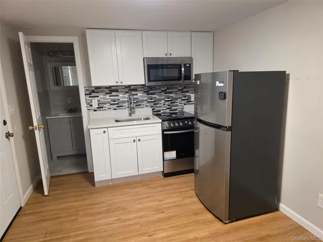 $1,800 | 41 Gibbs Road, Central Islip, NY 11722