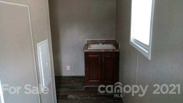 1625 Hannah Pond Road McBee, SC 29101 - Photo 4 of 17