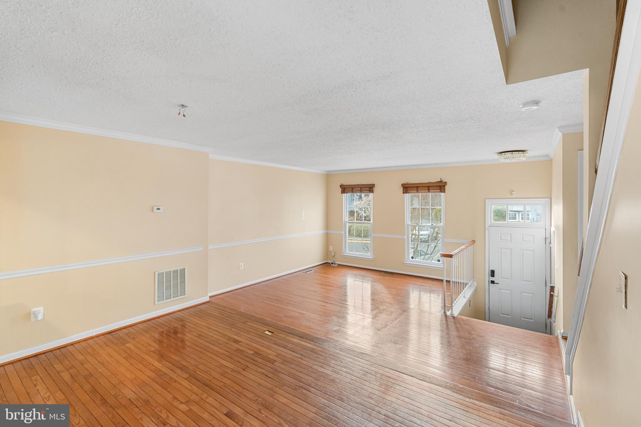 14804 McKnew Road Burtonsville, MD 20866 - Photo 3 of 23