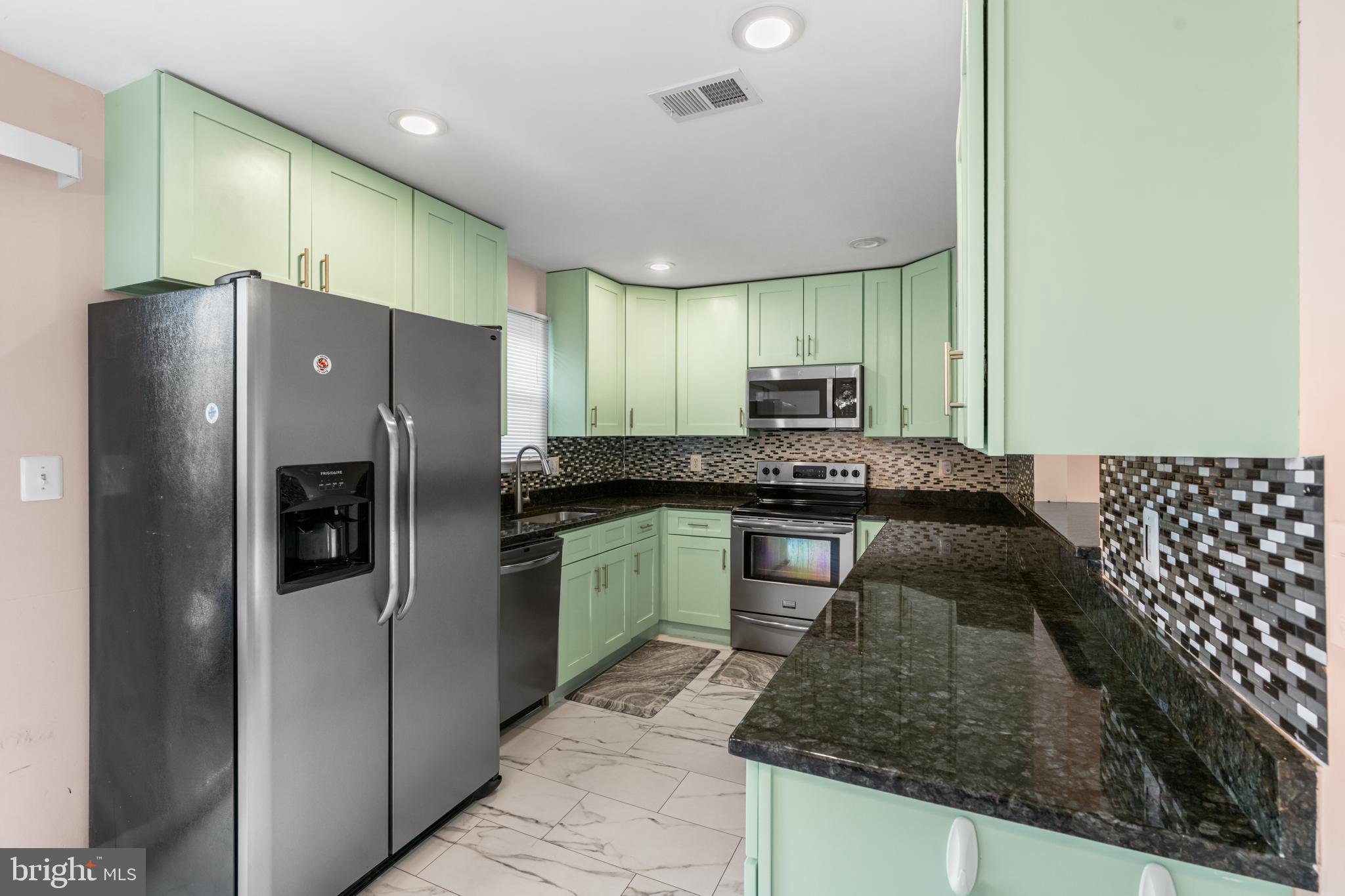 14804 McKnew Road Burtonsville, MD 20866 - Photo 7 of 23