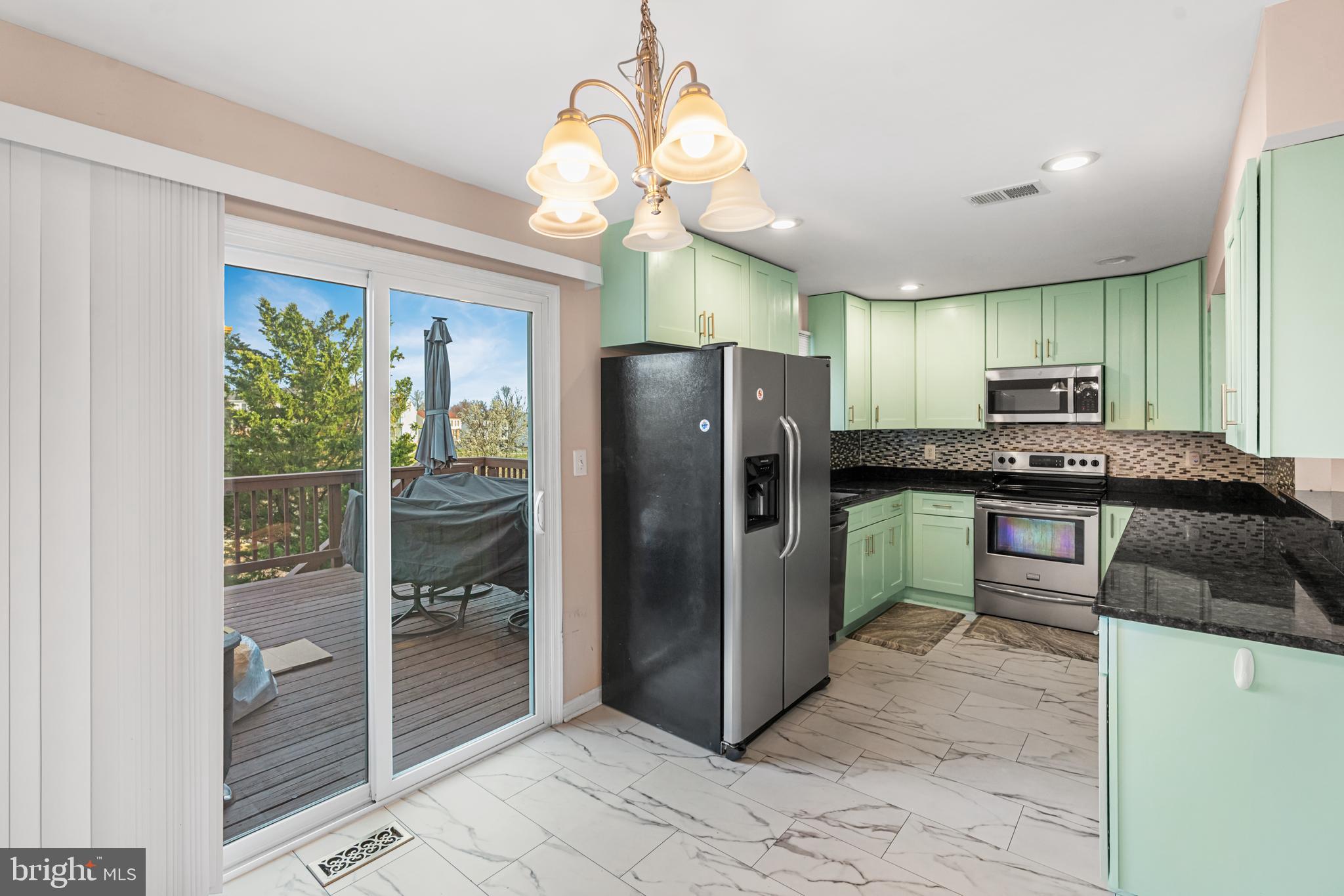 14804 McKnew Road Burtonsville, MD 20866 - Photo 8 of 23