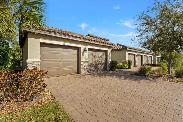 $3,500 | 13731 Messina Loop, Unit 101, Bradenton, FL 34211