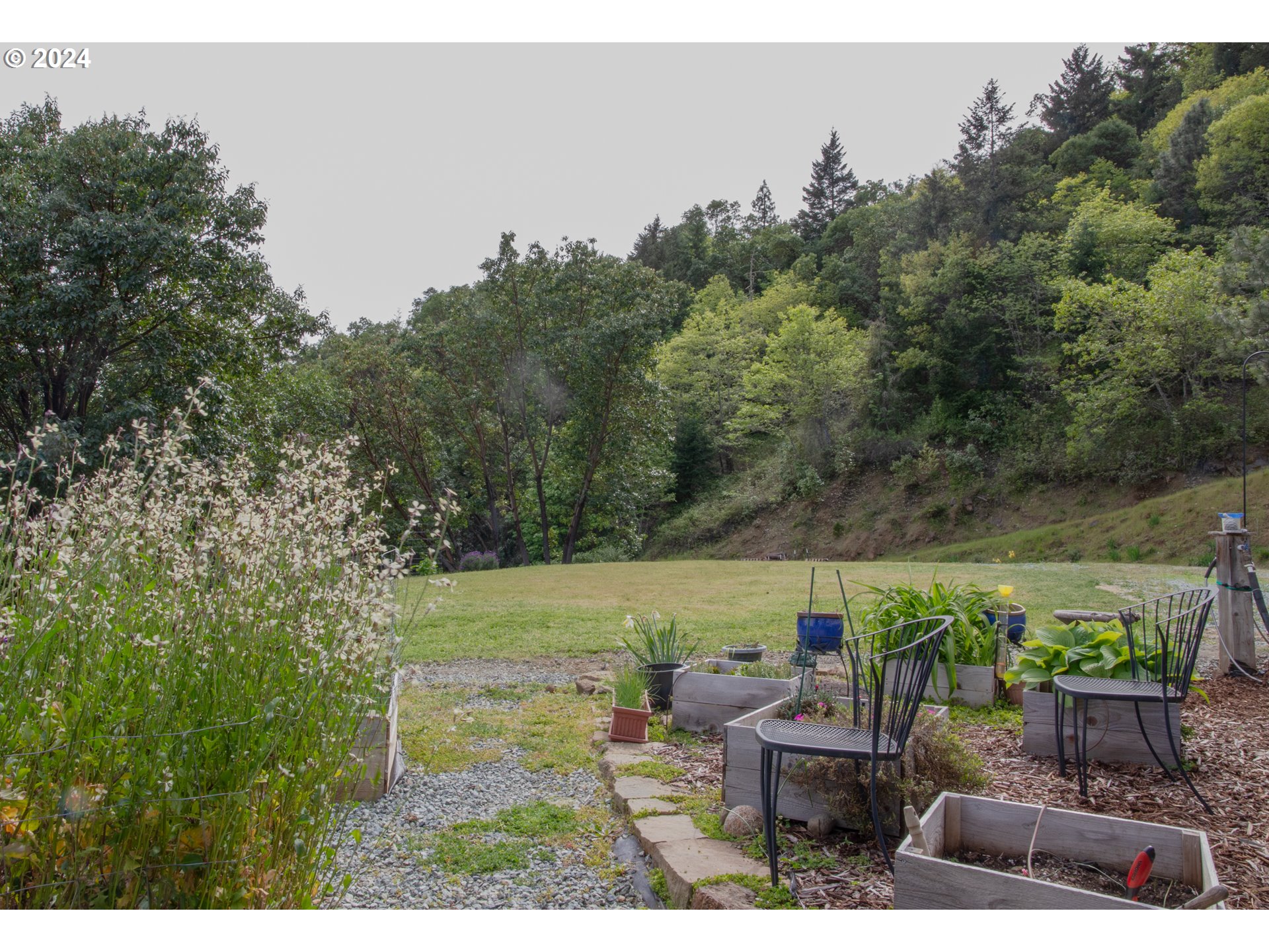 3177 Weaver Road Myrtle Creek, OR 97457 - Photo 14 of 38 Gallery Image 14