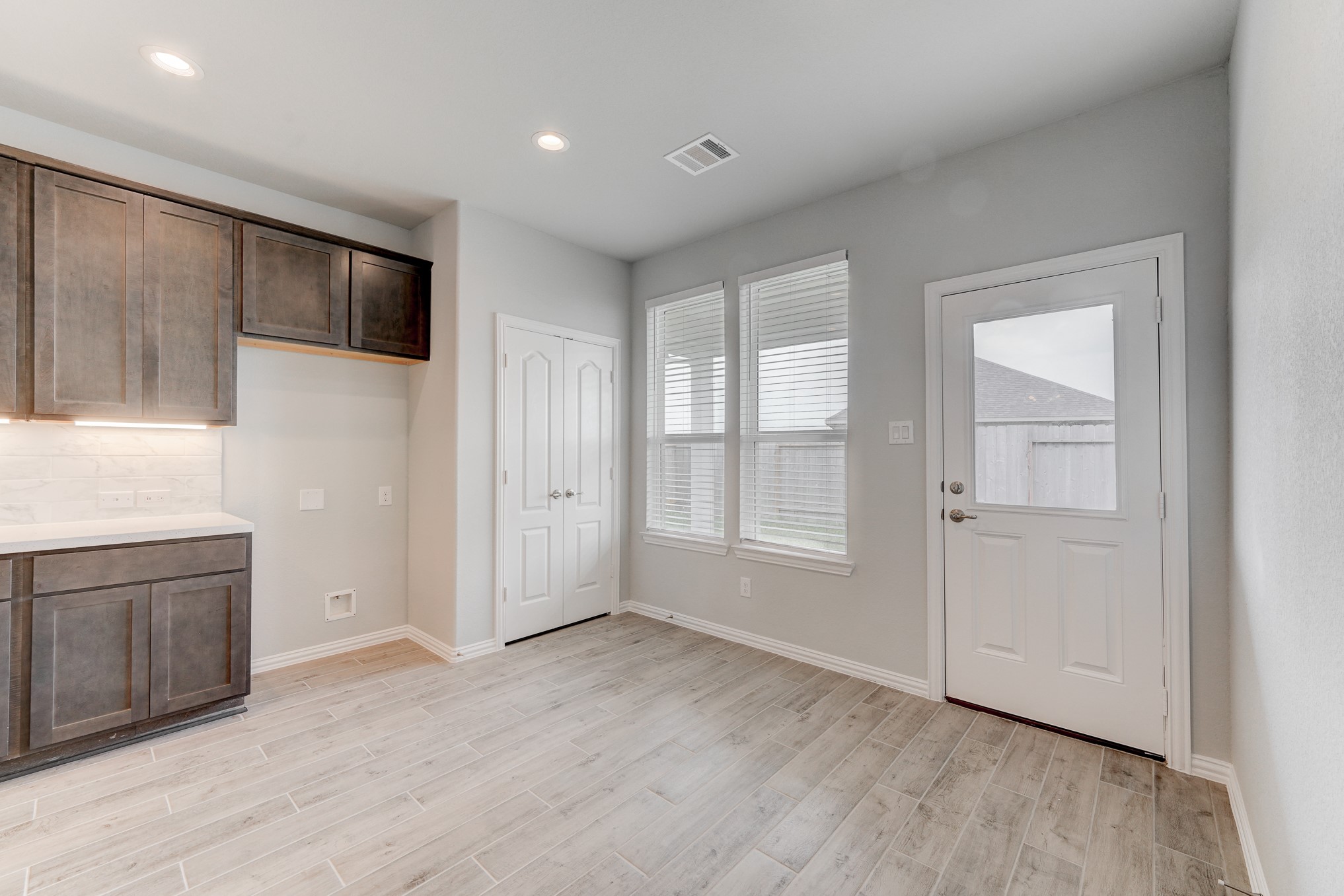 10505 Stone Peak Drive Rosharon, TX 77583 - Photo 11 of 29