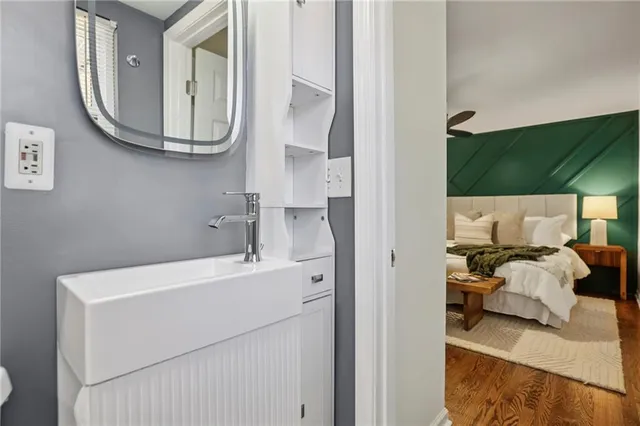 $565,000 | 10405 Meadow Crest Lane, Alpharetta, GA 30022