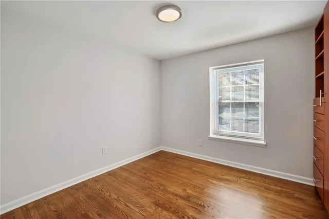 $565,000 | 10405 Meadow Crest Lane, Alpharetta, GA 30022