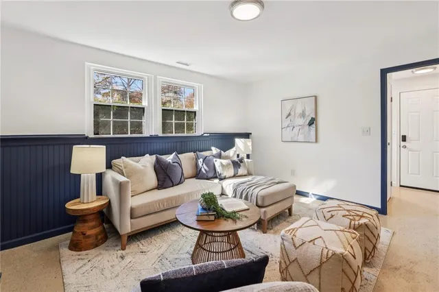 $565,000 | 10405 Meadow Crest Lane, Alpharetta, GA 30022