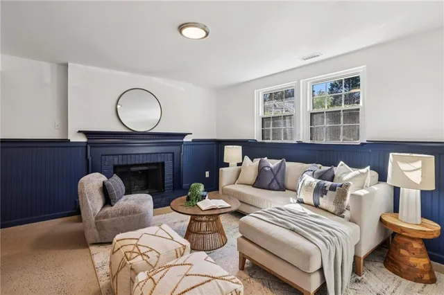 $565,000 | 10405 Meadow Crest Lane, Alpharetta, GA 30022