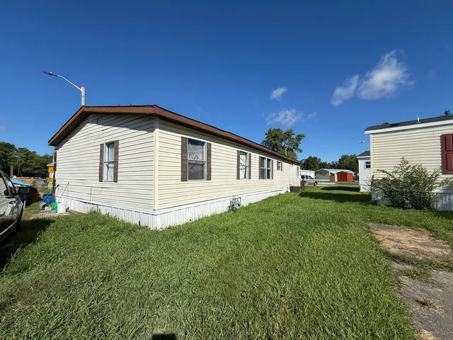 $39,900 | 1995 Schuyler Avenue, Unit D25, Kankakee, IL 60901