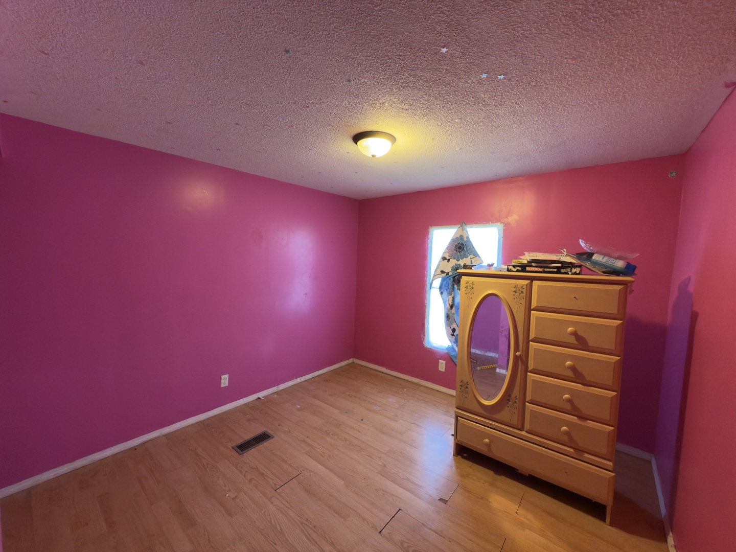 1995 Schuyler Avenue, Unit D25 Kankakee, IL 60901 - Photo 12 of 13 a view of a room with gym equipment