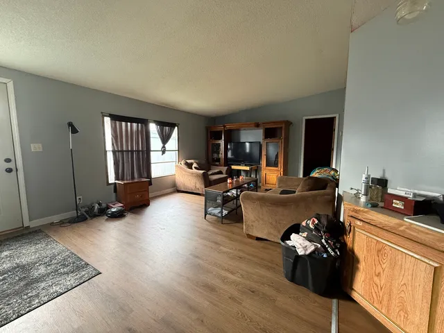 $39,900 | 1995 Schuyler Avenue, Unit D25, Kankakee, IL 60901