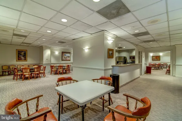 $3,200 | 1800 Old Meadow Road, Unit 1510, McLean, VA 22102