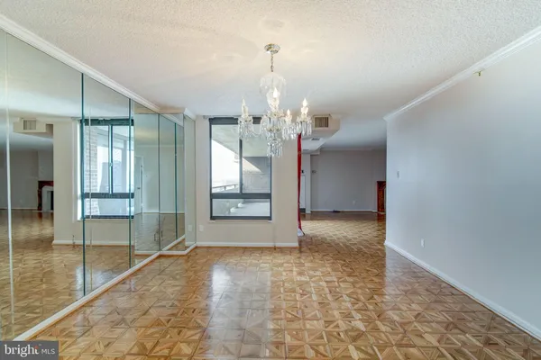 $3,200 | 1800 Old Meadow Road, Unit 1510, McLean, VA 22102