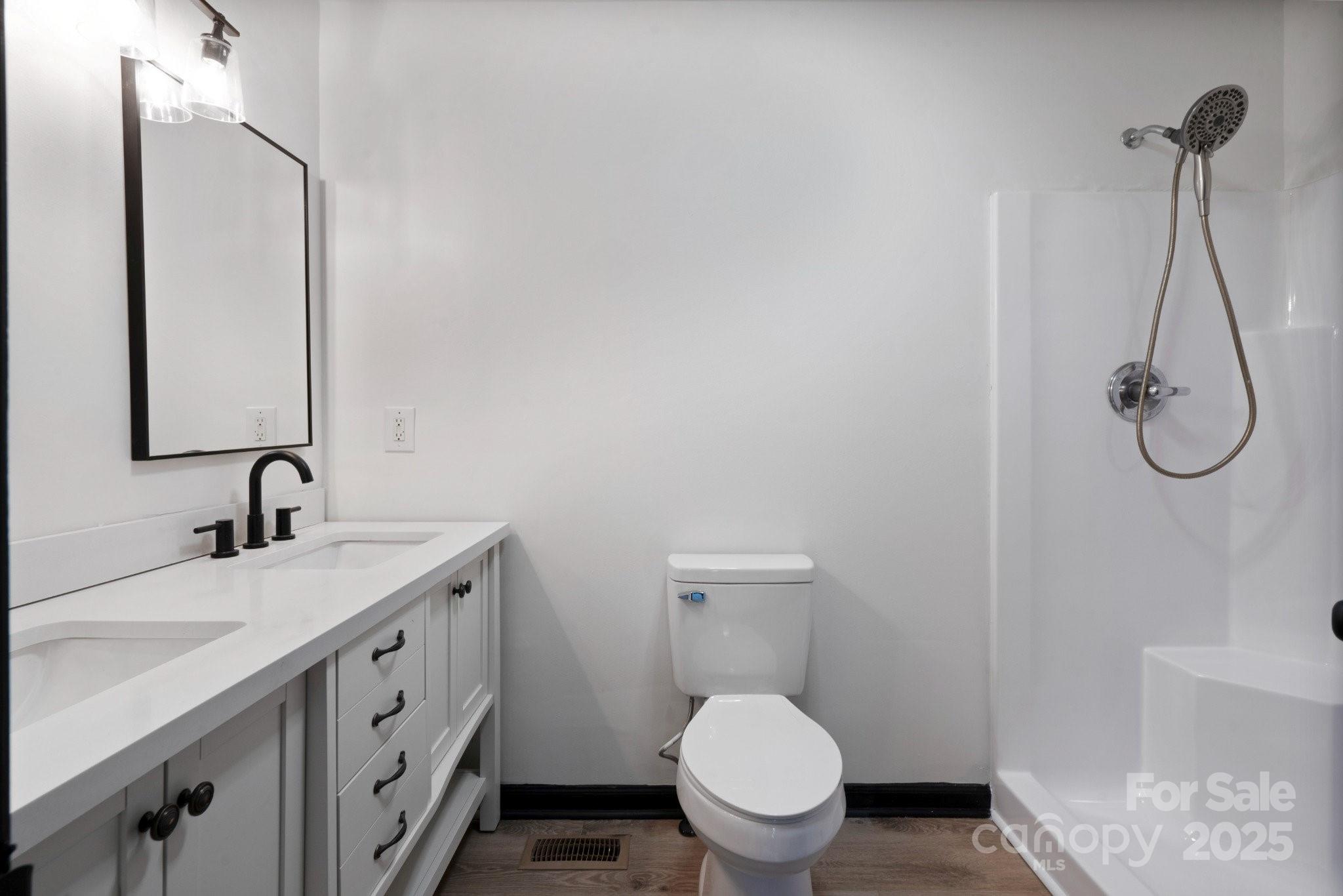 1600 Carson Road Pilot Mountain, NC 27041 - Photo 17 of 36 Gallery Image 17