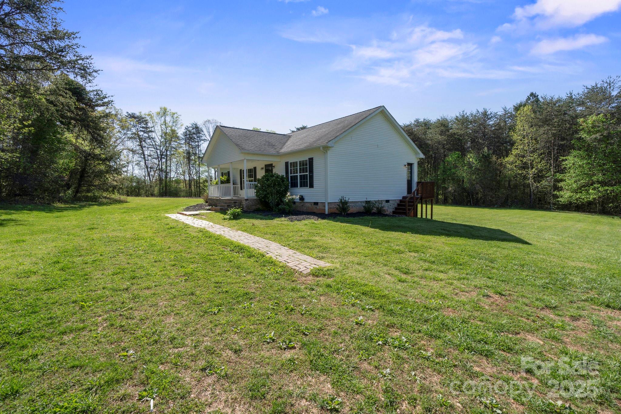 1600 Carson Road Pilot Mountain, NC 27041 - Photo 28 of 36 Gallery Image 28