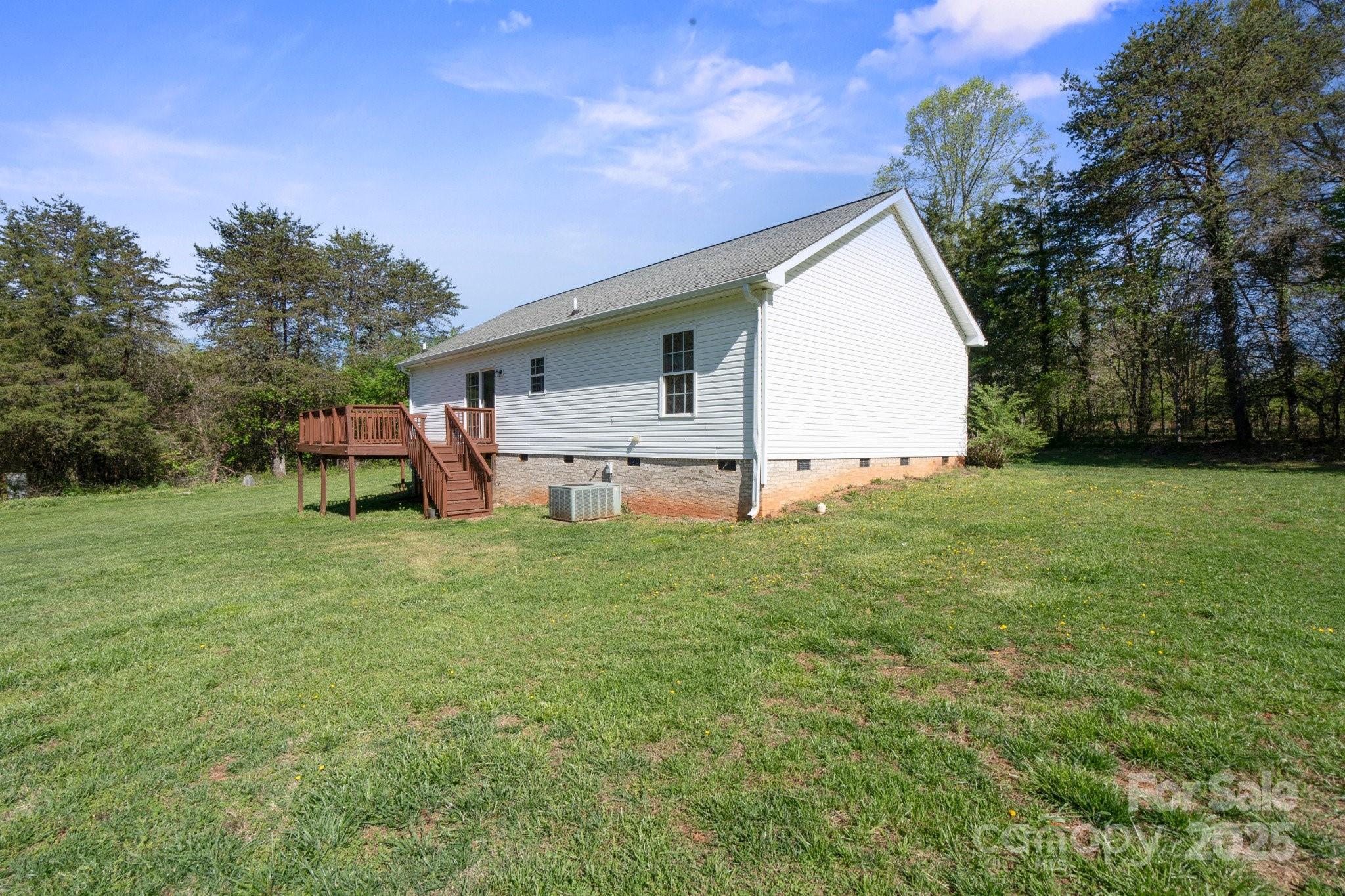 1600 Carson Road Pilot Mountain, NC 27041 - Photo 30 of 36 Gallery Image 30