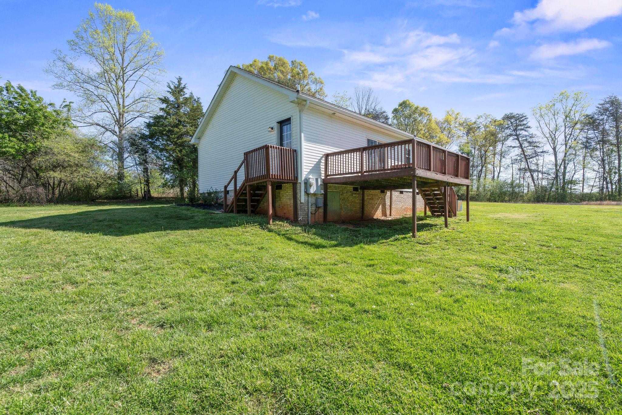 1600 Carson Road Pilot Mountain, NC 27041 - Photo 31 of 36 Gallery Image 31