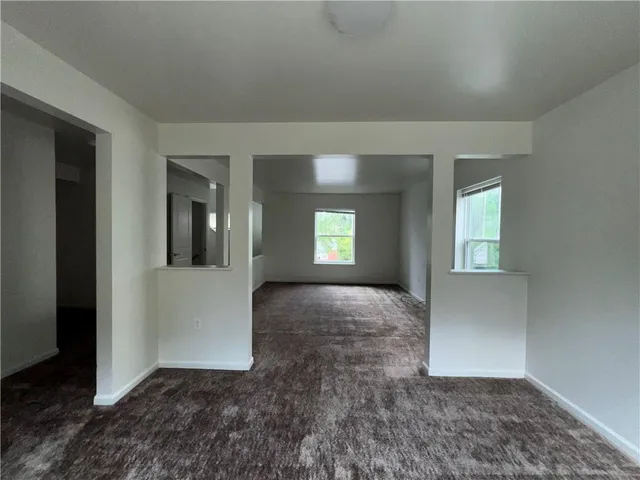 $1,081 | 809 3rd Street, Clairton, PA 15025