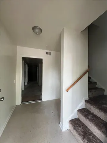 $1,081 | 809 3rd Street, Clairton, PA 15025