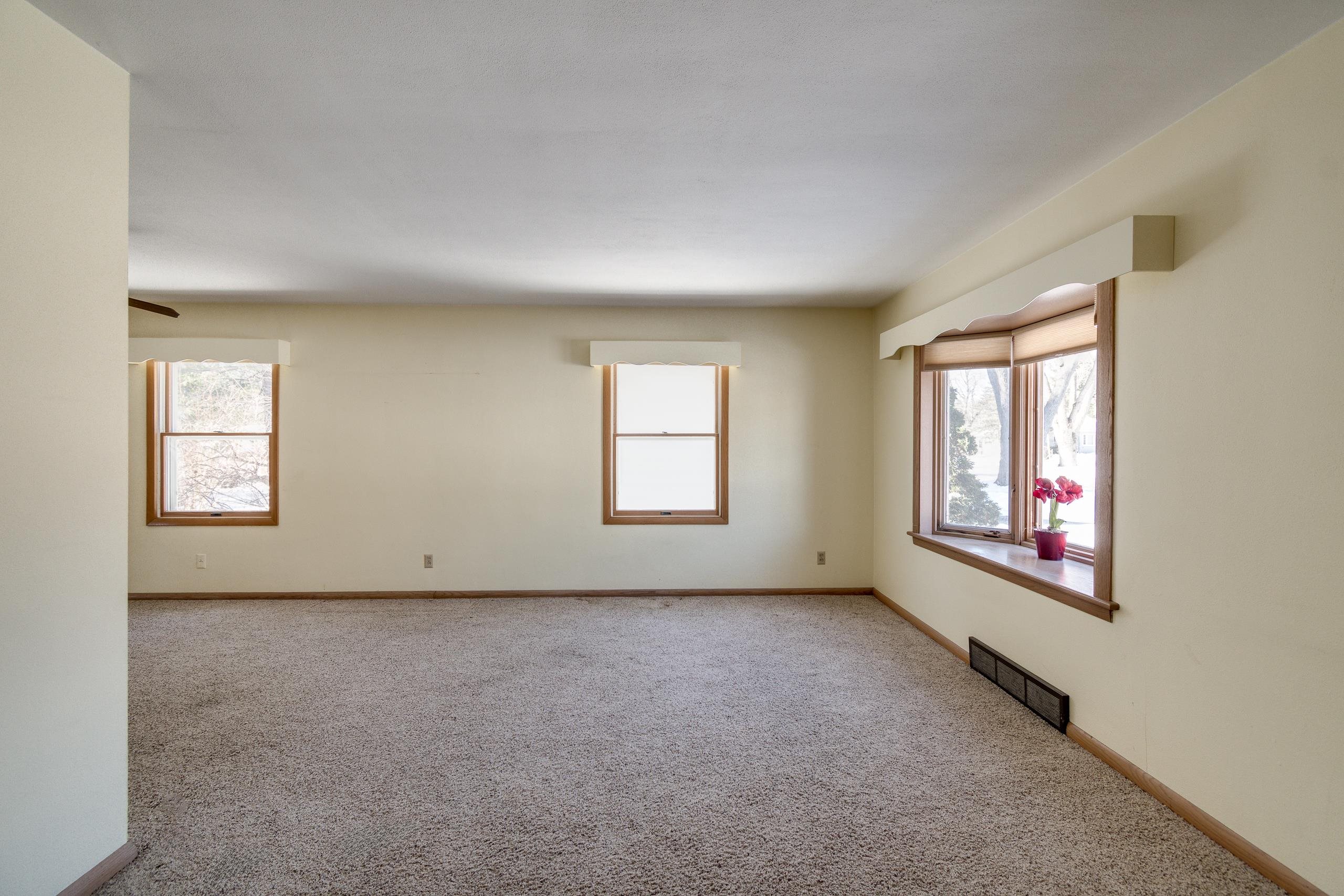 4125 Meyer Avenue Madison, WI 53711 - Photo 7 of 45