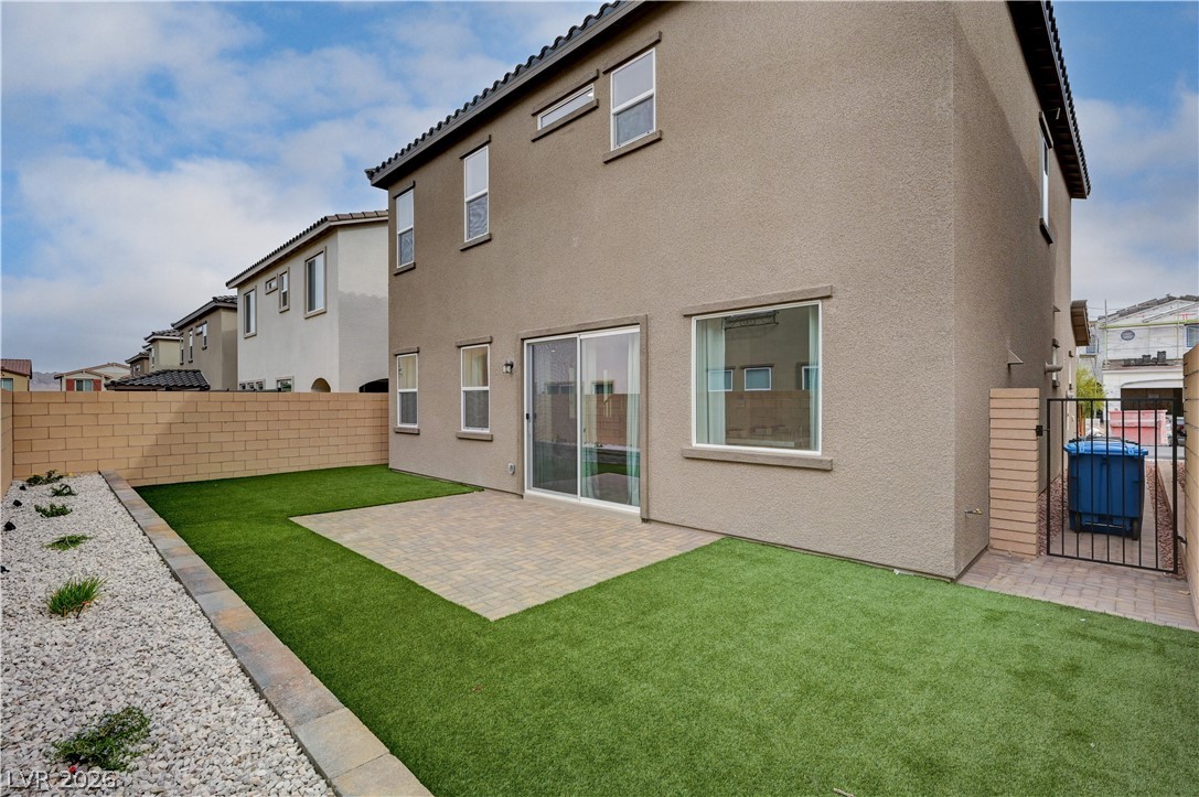 881 Dunkirk River Henderson, NV 89011 - Photo 4 of 46