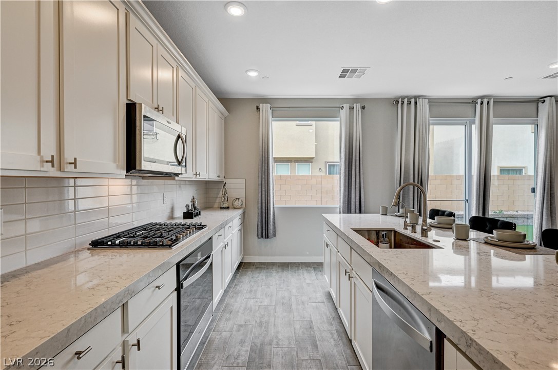 881 Dunkirk River Henderson, NV 89011 - Photo 10 of 46