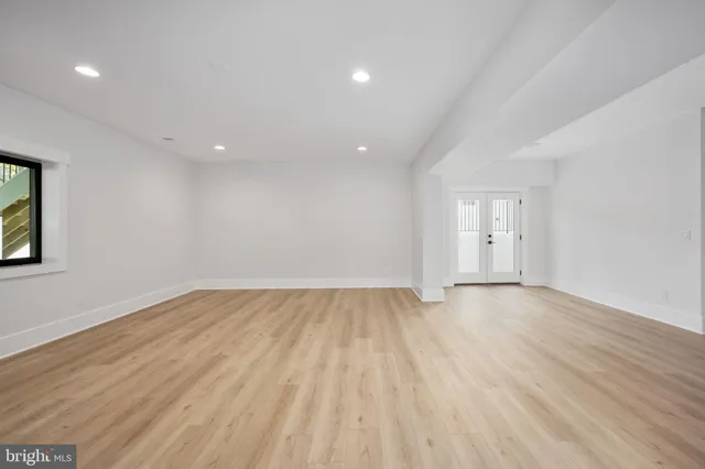 $2,625,000 | 8650 McHenry Street, Vienna, VA 22180