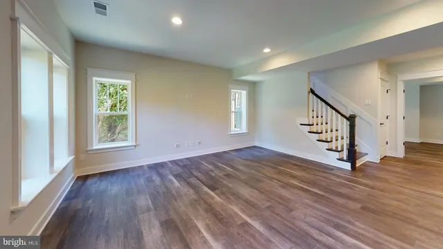 $2,625,000 | 8650 McHenry Street, Vienna, VA 22180