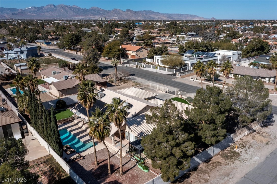 6425 Tara Avenue Las Vegas, NV 89146 - Photo 41 of 47 Gallery Image 41