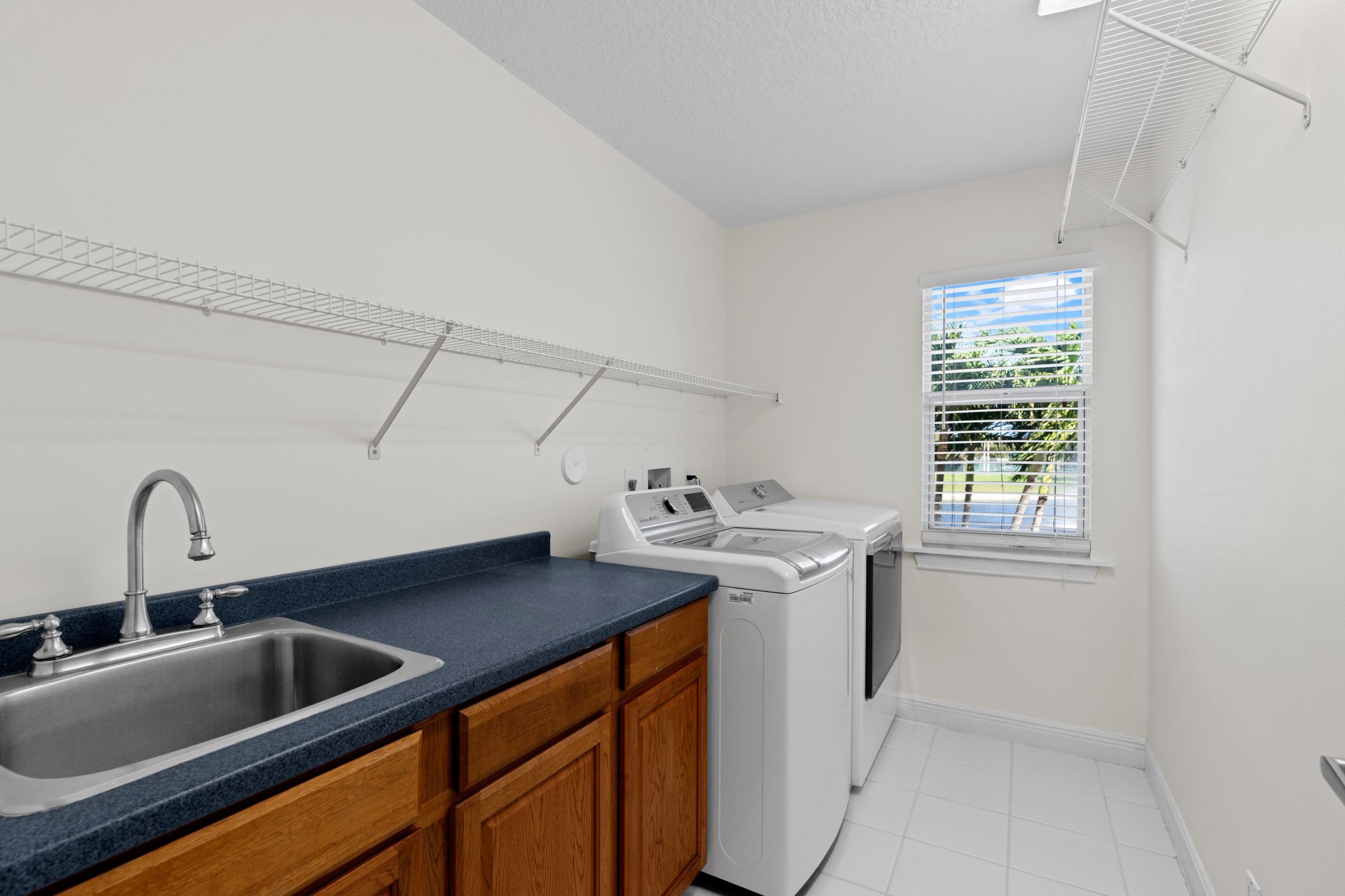 225 Skylark Point Jupiter, FL 33458 - Photo 23 of 40 DSC05696.jpg-SMALL