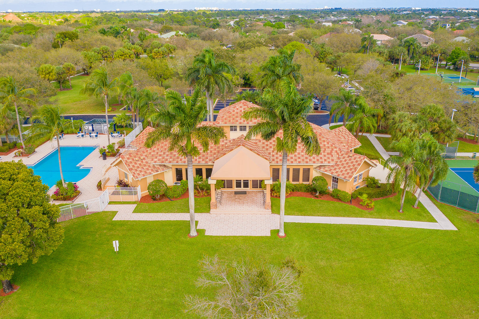 225 Skylark Point Jupiter, FL 33458 - Photo 36 of 40 DJI_0884
