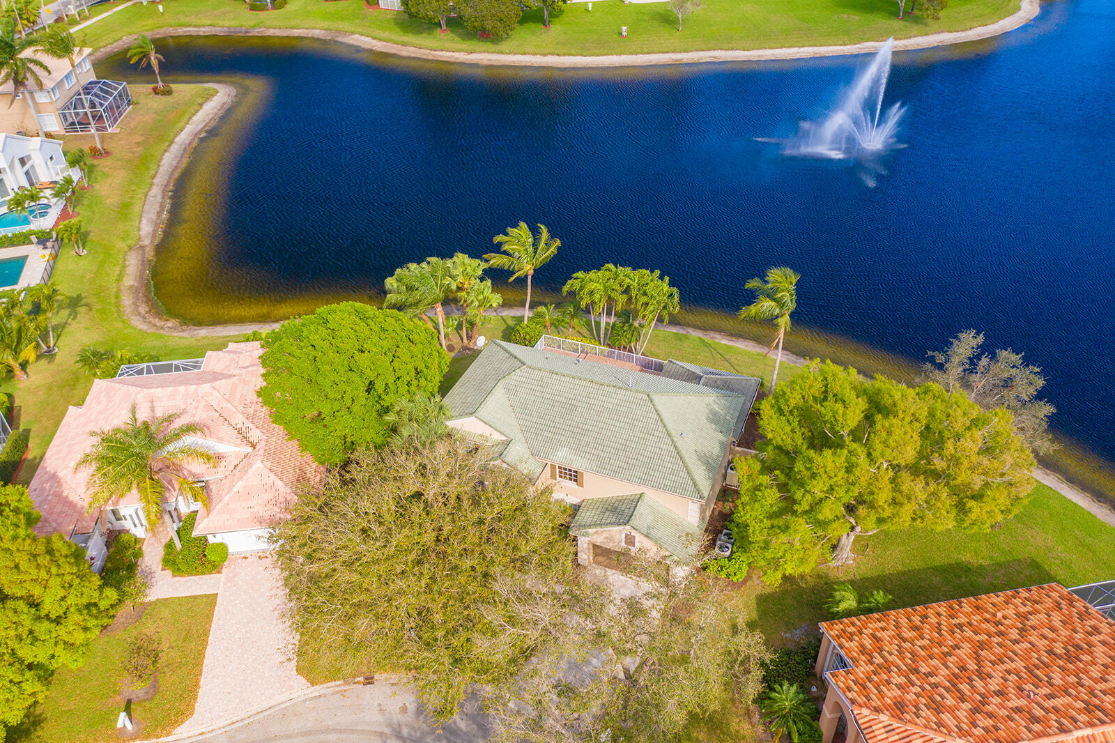 225 Skylark Point Jupiter, FL 33458 - Photo 4 of 40 DJI_0865
