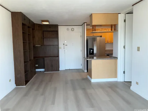 a view of a storage & utility room with washer and dryer