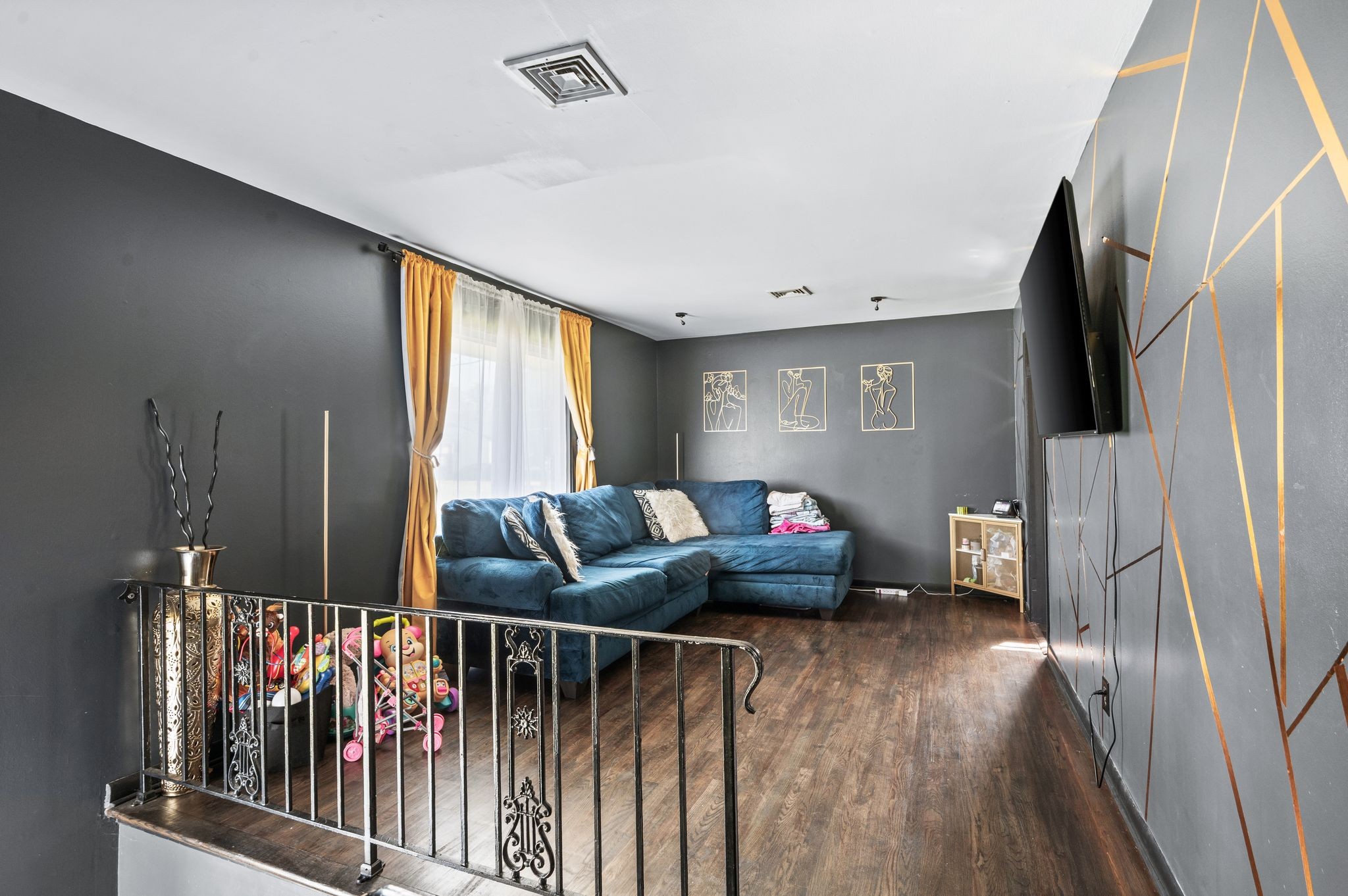 3261 Hinkle Drive Nashville, TN 37218 - Photo 6 of 39