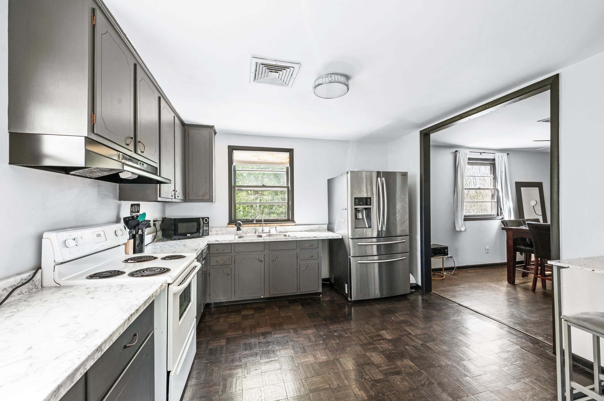 3261 Hinkle Drive Nashville, TN 37218 - Photo 9 of 39