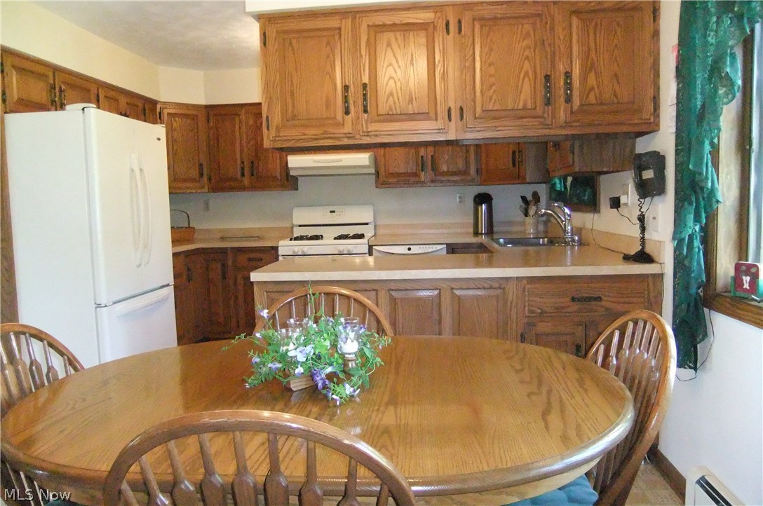 4724 Center Road Brunswick, OH 44212 - Photo 3 of 30 Gallery Image 3