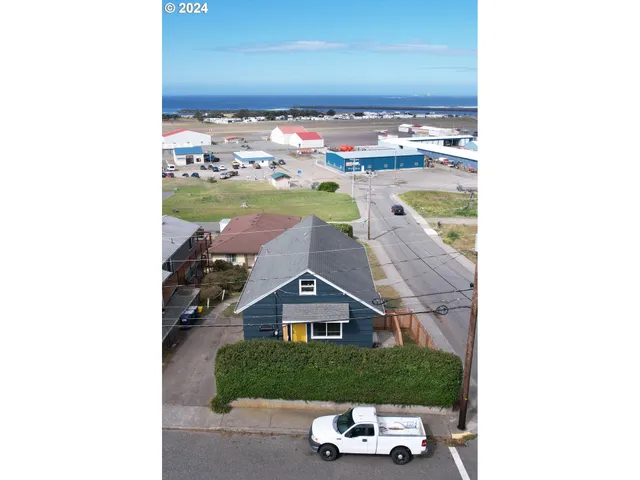 $424,000 | 29840 Mary Street, Gold Beach, OR 97444