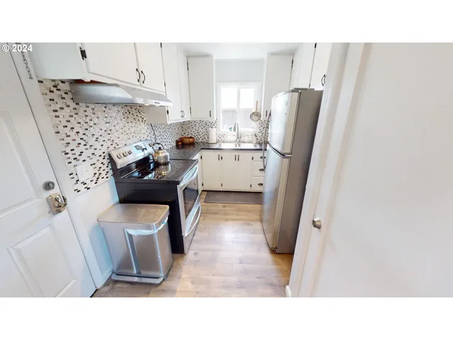 $424,000 | 29840 Mary Street, Gold Beach, OR 97444