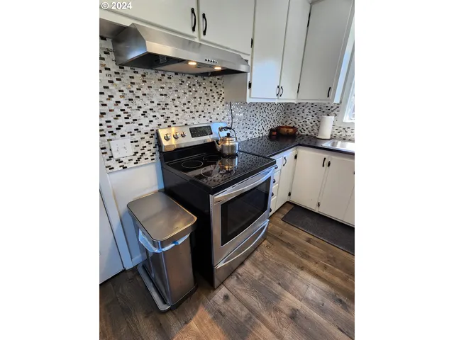 $424,000 | 29840 Mary Street, Gold Beach, OR 97444