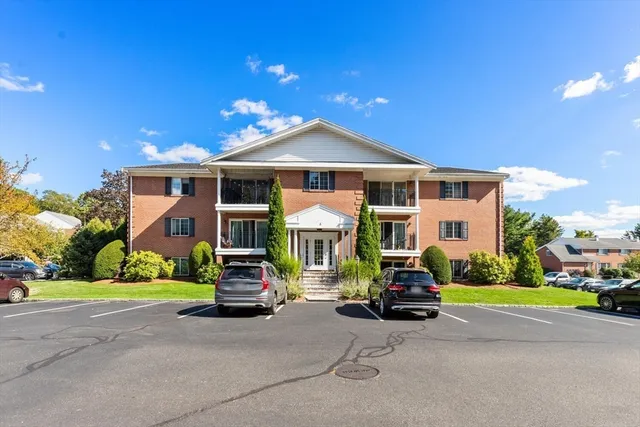$499,900 | 5 April, Unit 12, Lexington, MA 02421