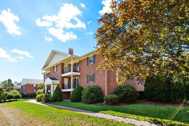 $499,900 | 5 April, Unit 12, Lexington, MA 02421