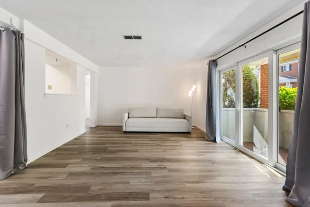 $499,900 | 5 April, Unit 12, Lexington, MA 02421