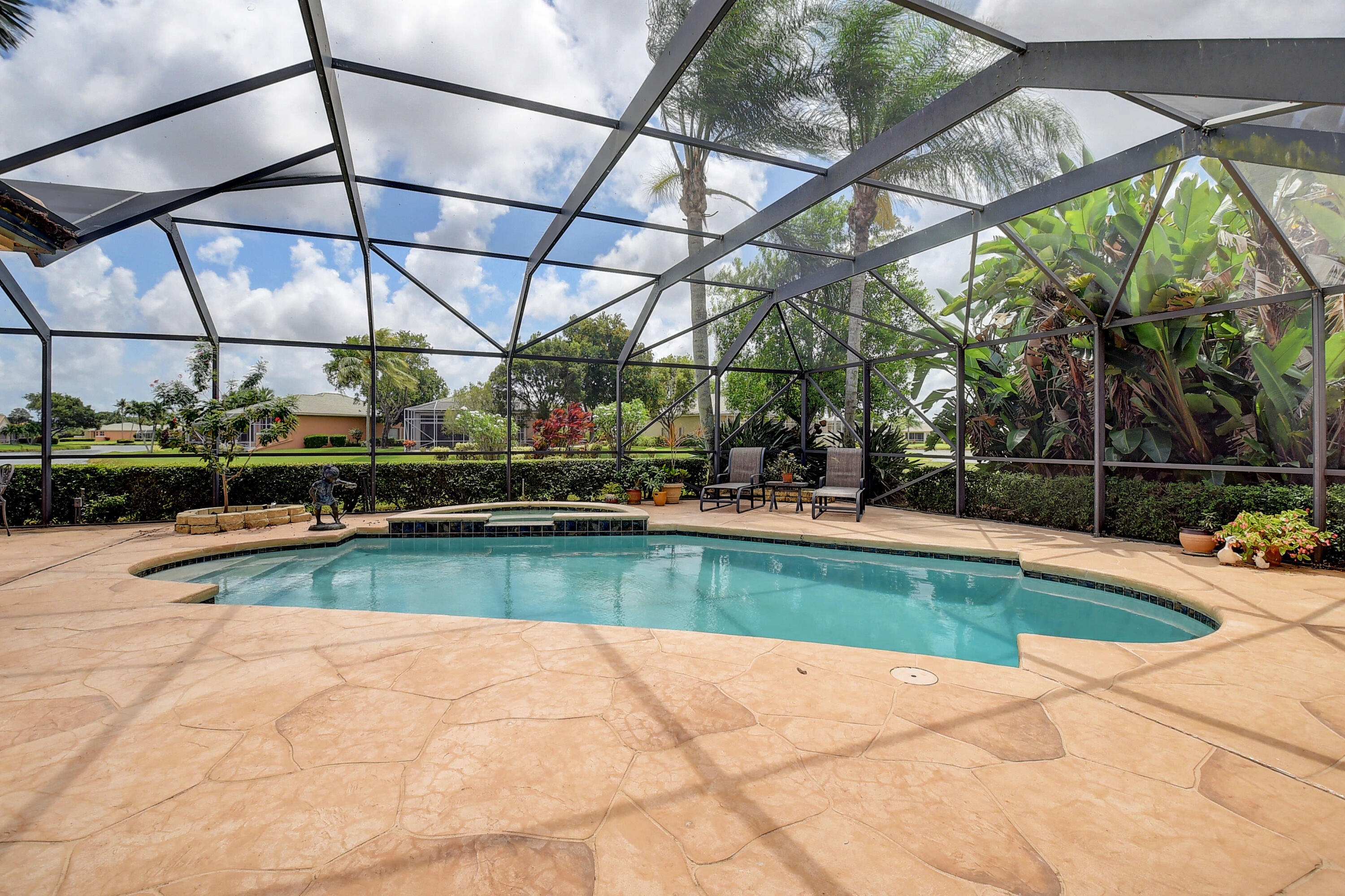 7812 Dorchester Road Boynton Beach, FL 33472 - Photo 36 of 88 GREAT OUTDOOR SPACE