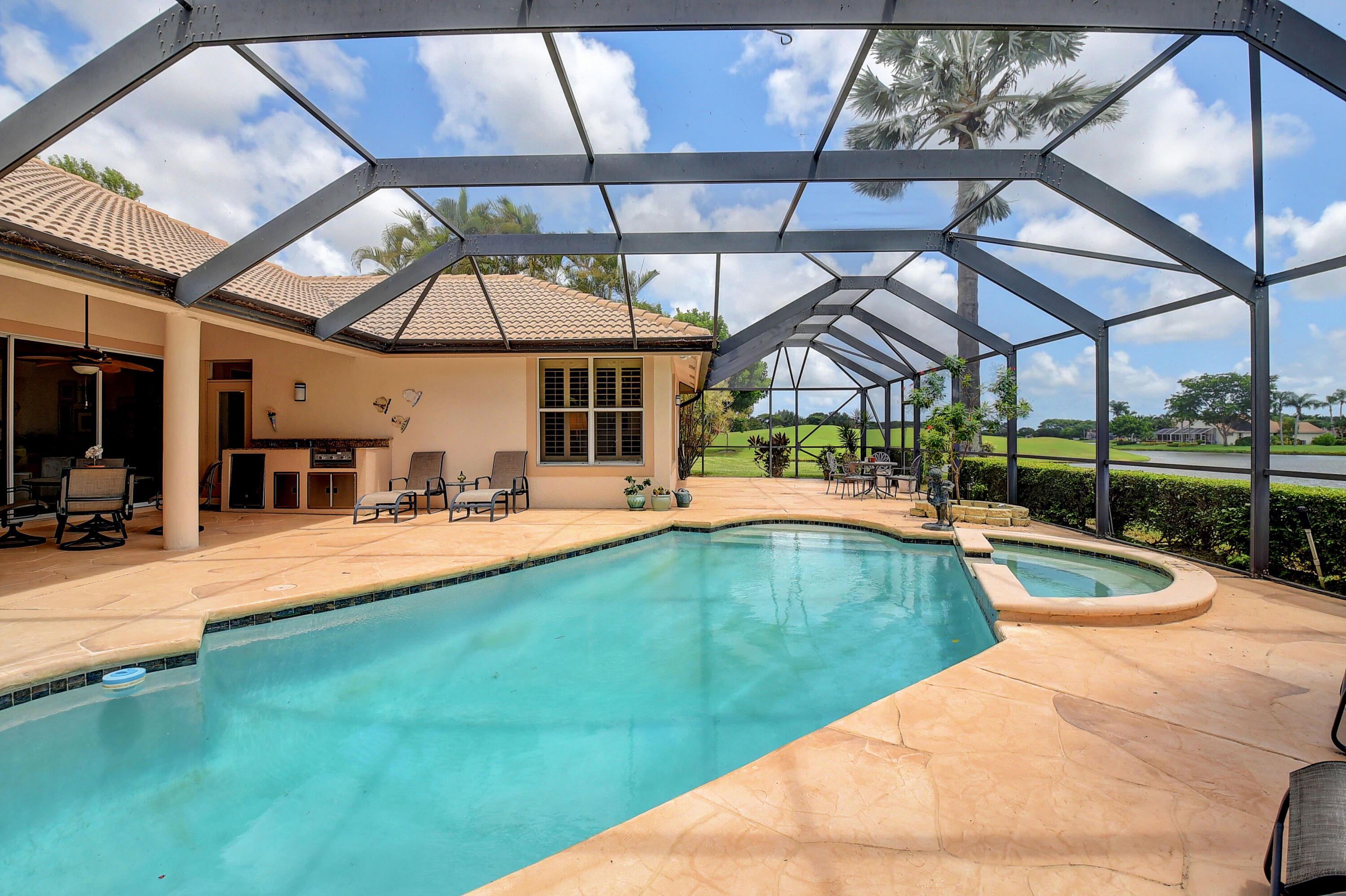 7812 Dorchester Road Boynton Beach, FL 33472 - Photo 38 of 88 BEAUTIFUL POOL