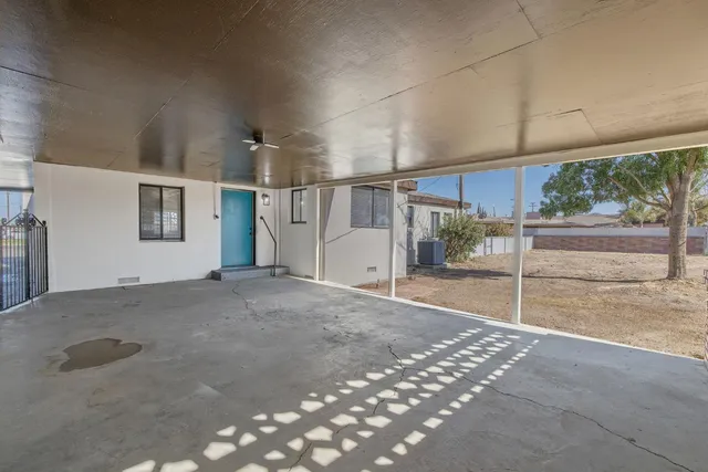 $399,200 | 21199 South Feland Avenue, Riverdale, CA 93656