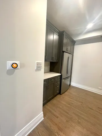 $2,300 | 2539 West Iowa Street, Unit 3, Chicago, IL 60622