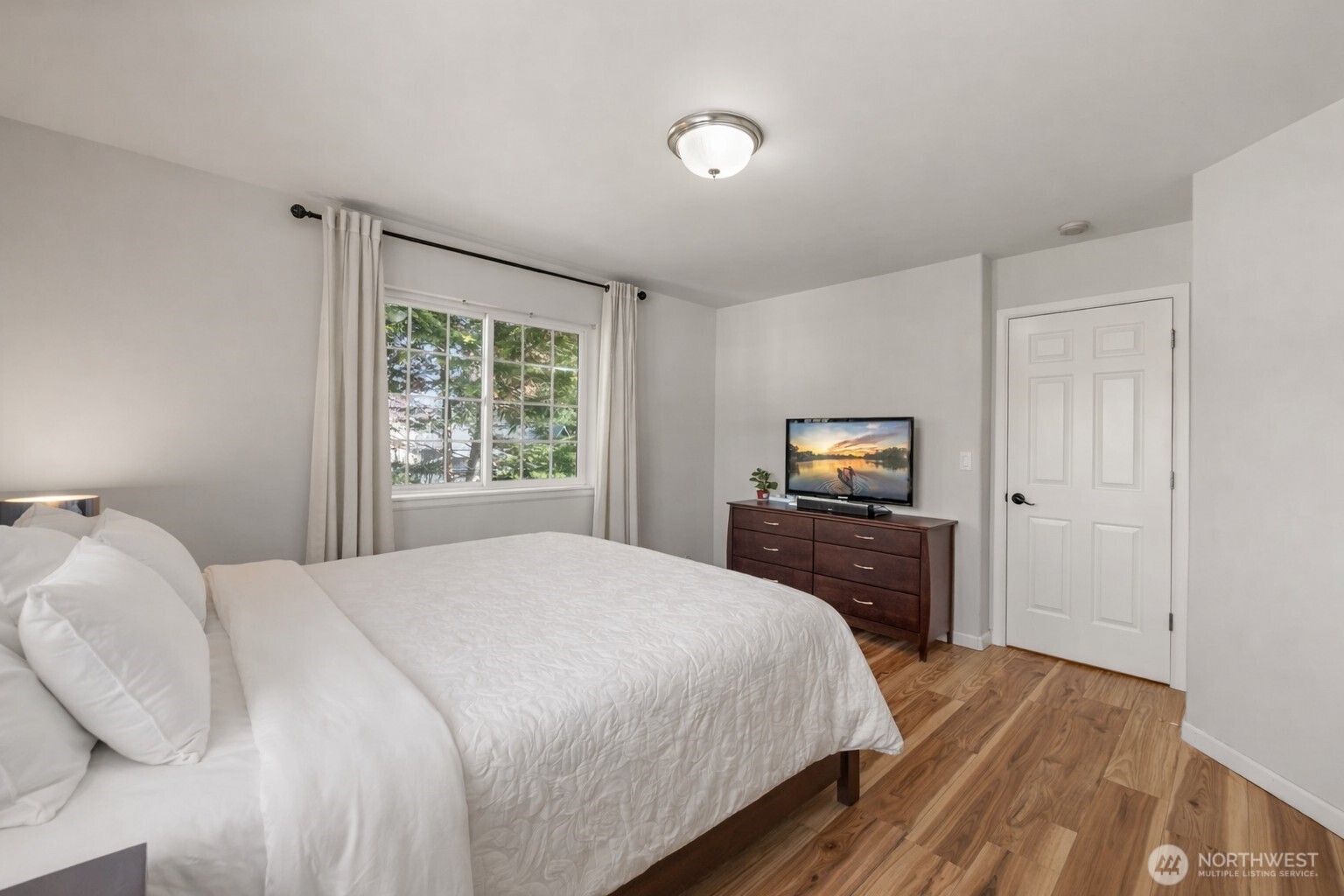 4218 Northeast 9th Circle Renton, WA 98059 - Photo 18 of 21